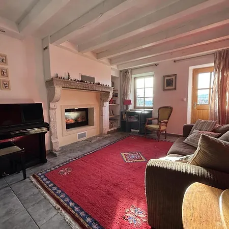 De Charme En Pleine Nature Pour 6 Pers. Avec Cheminee, Jardin De 7000 M², Animaux Acceptes - Fr-1-489-5 Holiday home Louroux-de-Bouble